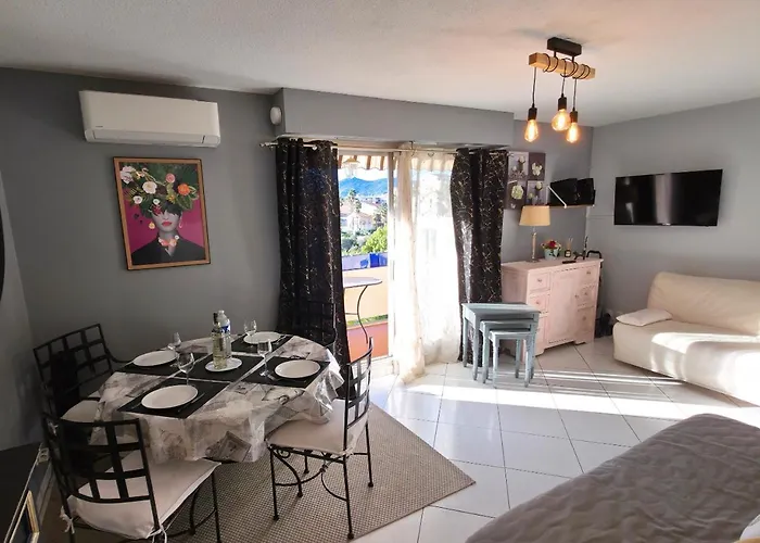 Climatise - Parking Prive - Emplacement Ideal A